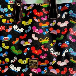 Dooney&Bourke Mickey Earhat tote